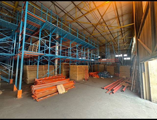 2,693M² WAREHOUSE TO LET IN HERMANSTAD